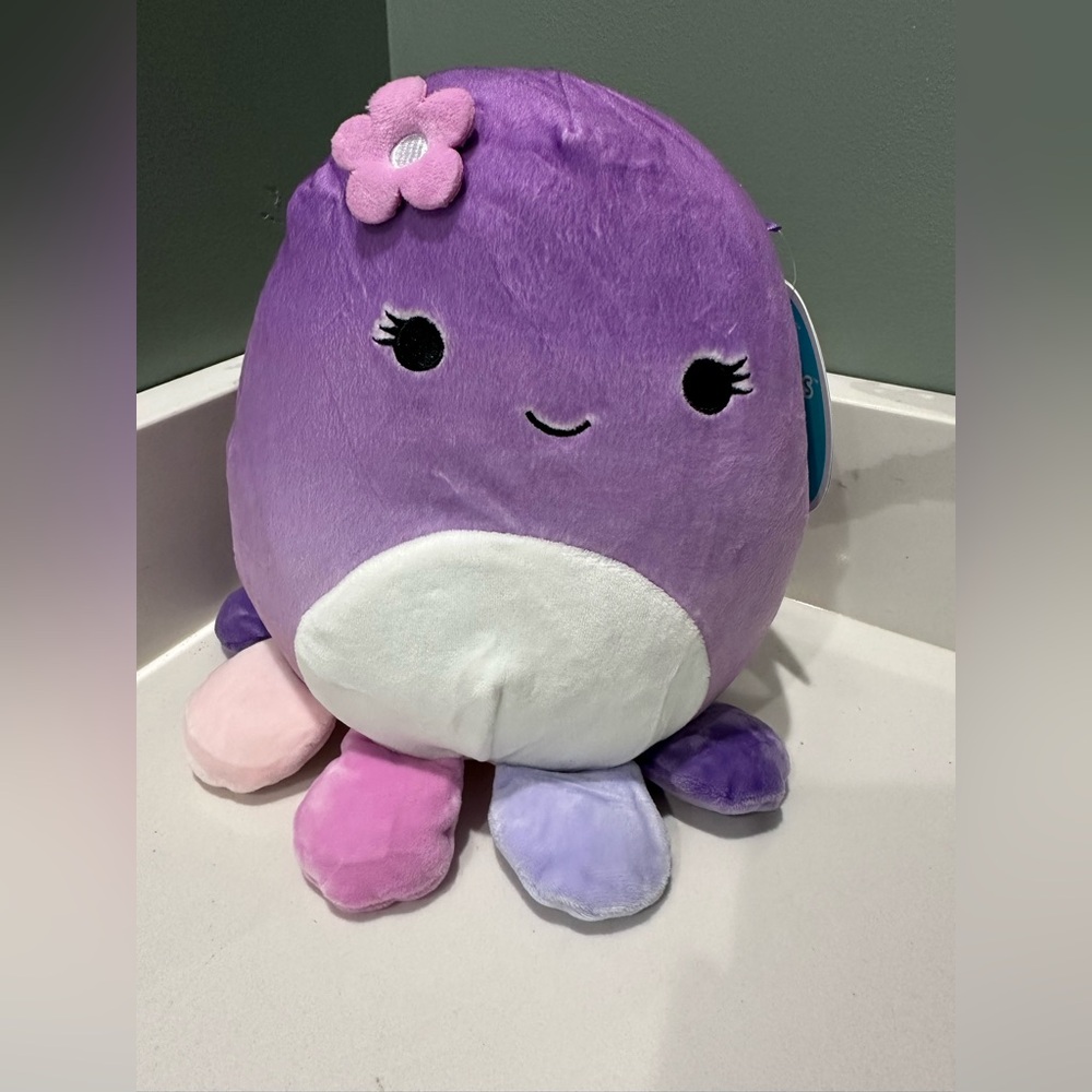 New With Tags  Squishmallows Violet The Octopus 11” flower Kelly Toys